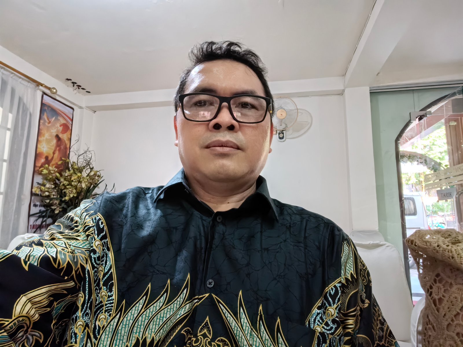 Ir. Glanny M. C. Mangindaan, ST., MT., PhD., IPM., ASEAN Eng.